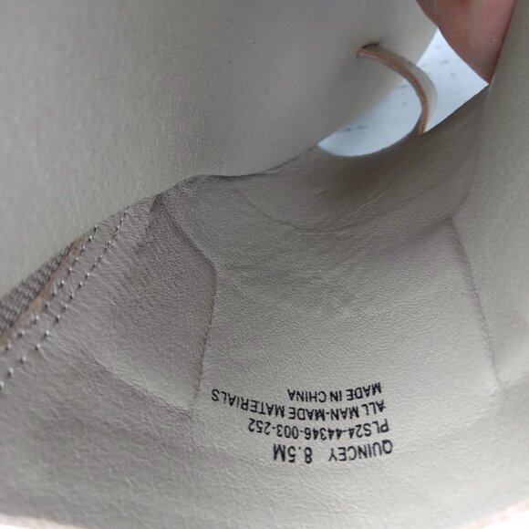 Frye and Co Quincey Toe Loop Sandals Sz 8.5 Taupe Low Wedge Buckle Strap Comfort - Picture 11 of 12